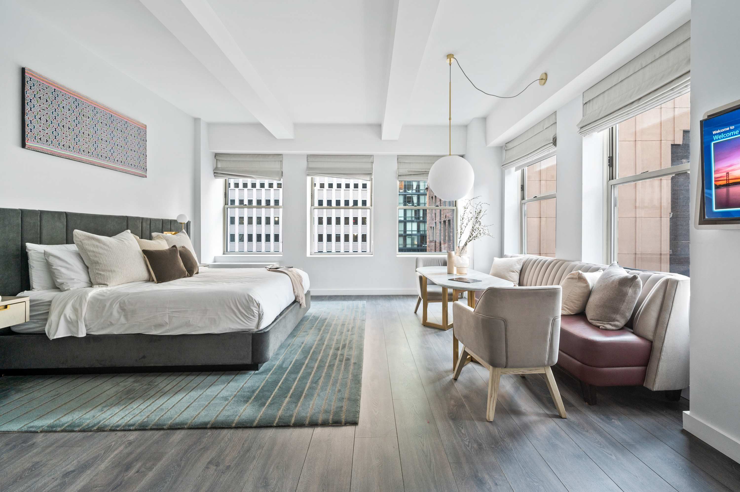 17John: Deluxe King Studio Apartment — 17 John
